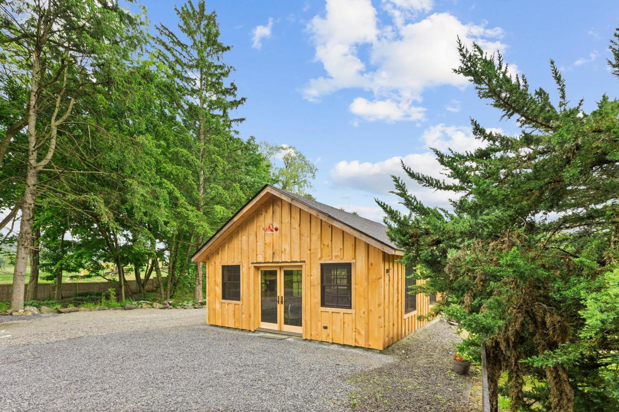 Renovated Historic Cottage By Summer Pine Plains 外观 照片